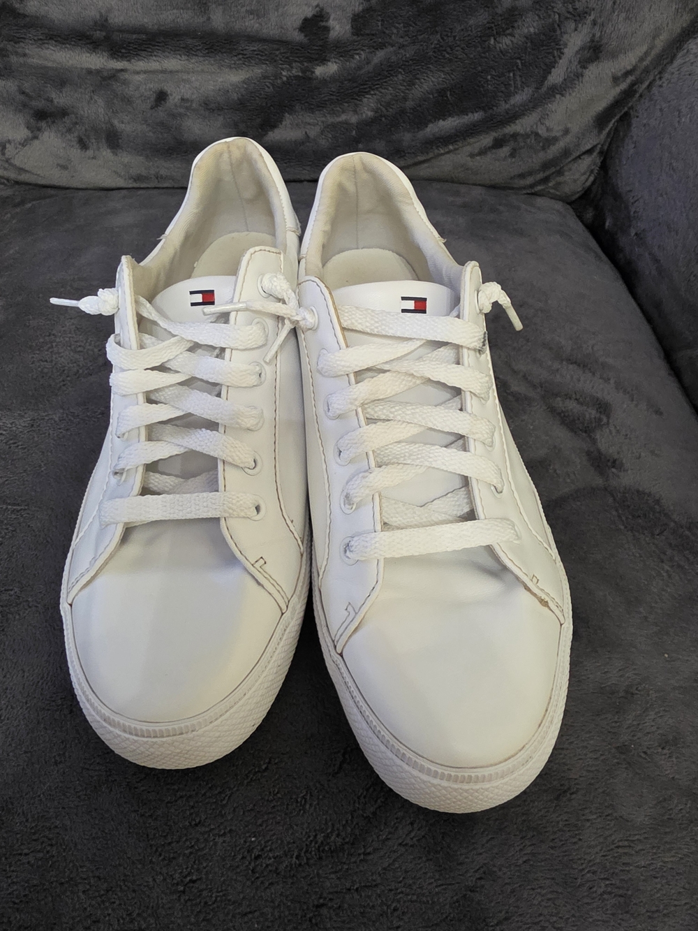 Tommy Hilfiger White Low-Top Lace-Up Sneakers